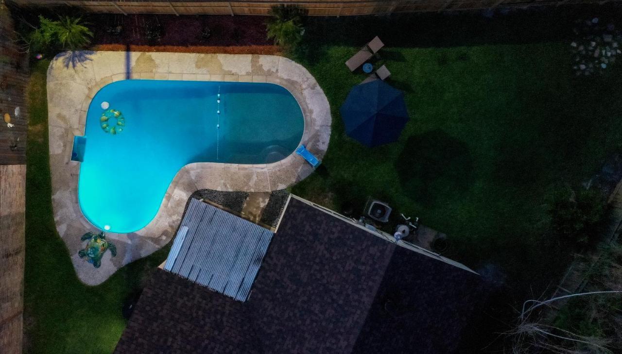 Вилла 1976Houstongem Luminous Pvtpool & Hottub Dt20Mins For Lrg Families 6Beds 2Bath Экстерьер фото