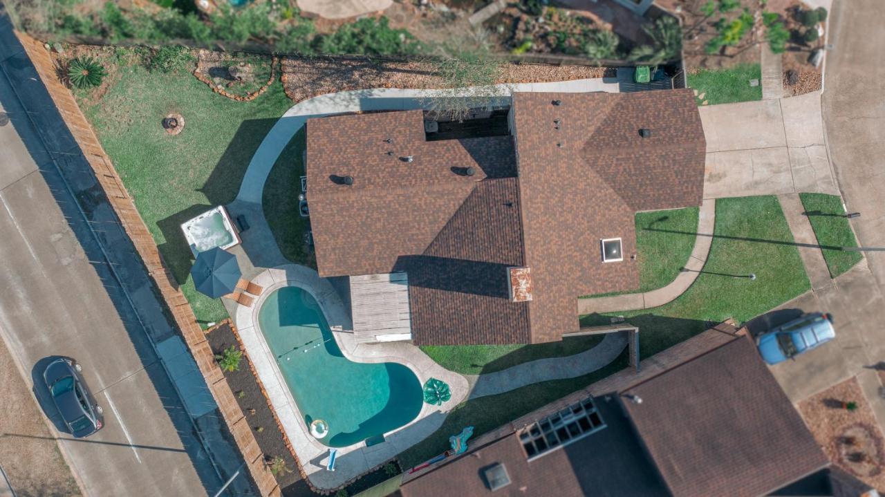 Вилла 1976Houstongem Luminous Pvtpool & Hottub Dt20Mins For Lrg Families 6Beds 2Bath Экстерьер фото