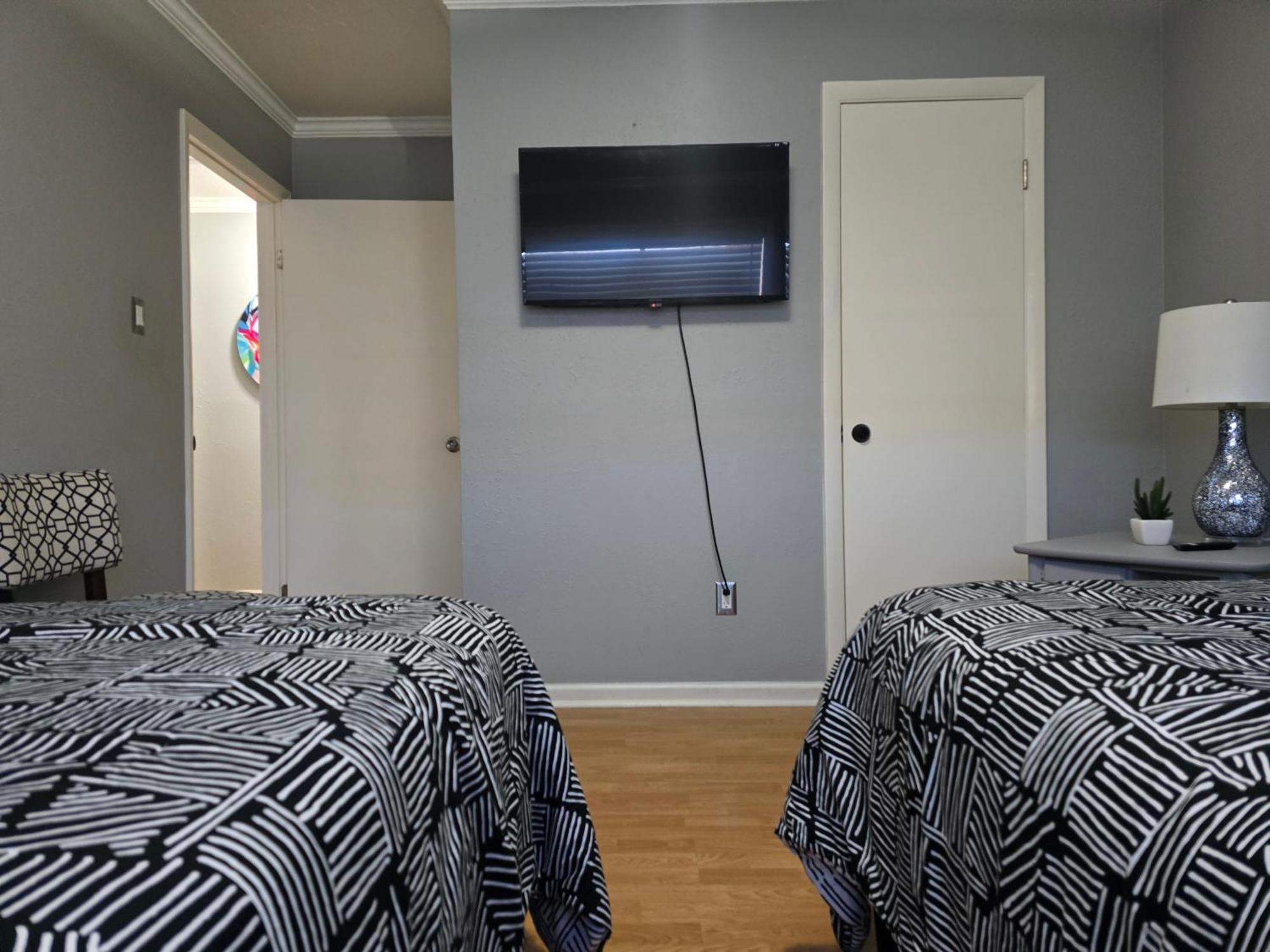 Вилла 1976Houstongem Luminous Pvtpool & Hottub Dt20Mins For Lrg Families 6Beds 2Bath Экстерьер фото